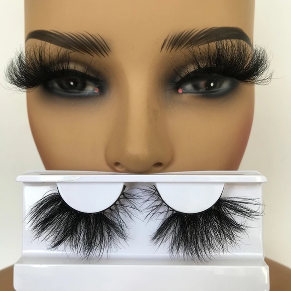 Black Kollection: Mink Strip Eyelashes 1 - Picture 2 of 3
